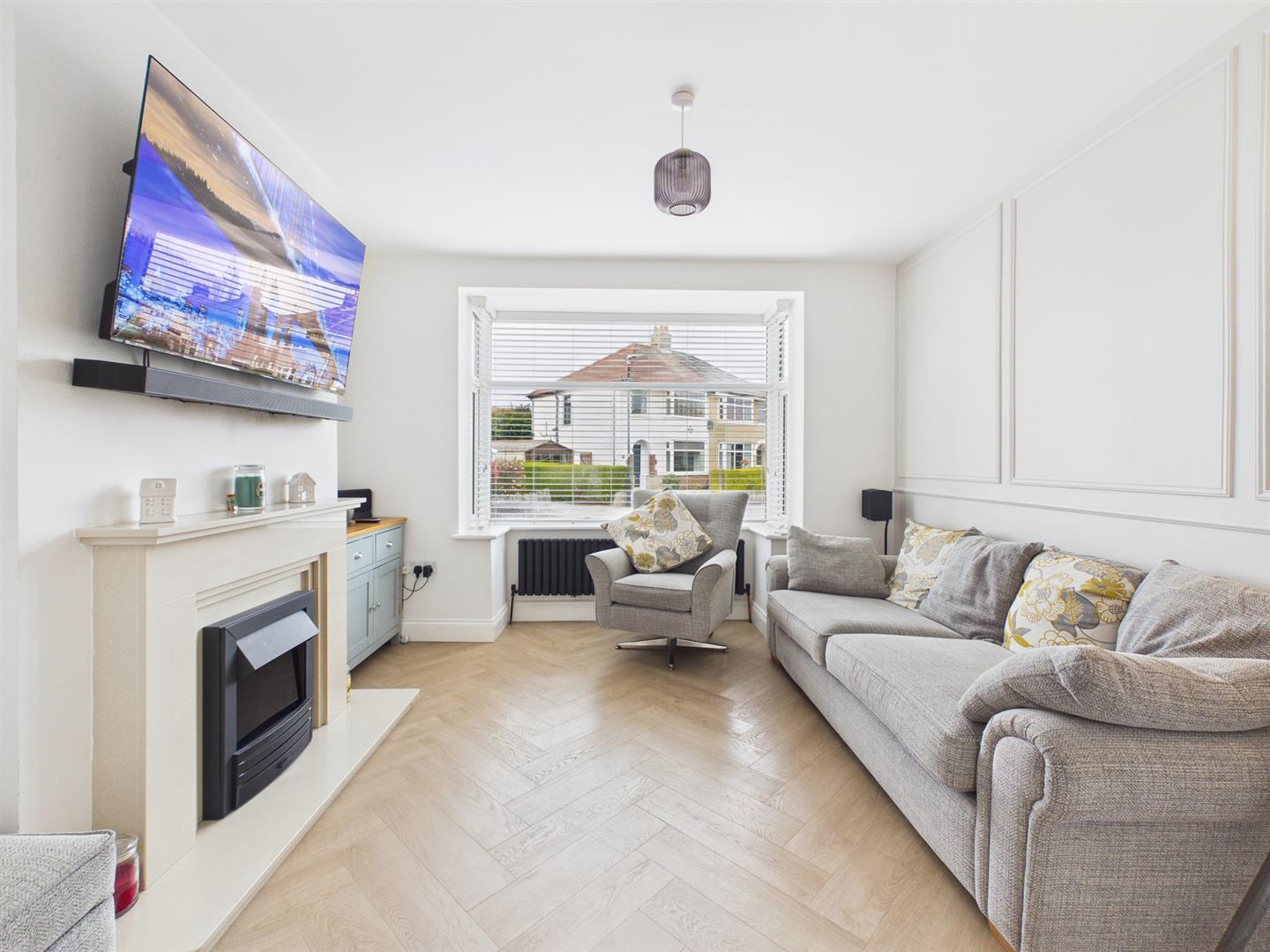 18 Borrowdale Grove, Morecambe LA4 5XJ